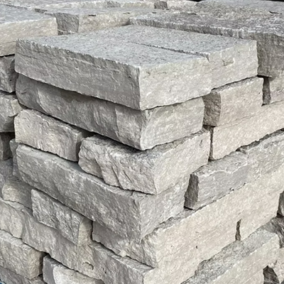 Closup photo of Fond Du Lac Handstackable Wall Stone